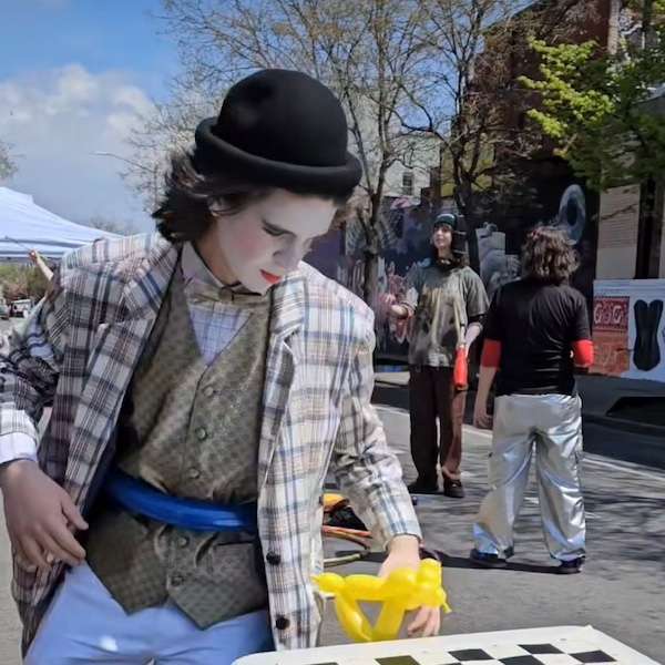 Dre the Balloon Guy — photo 3
