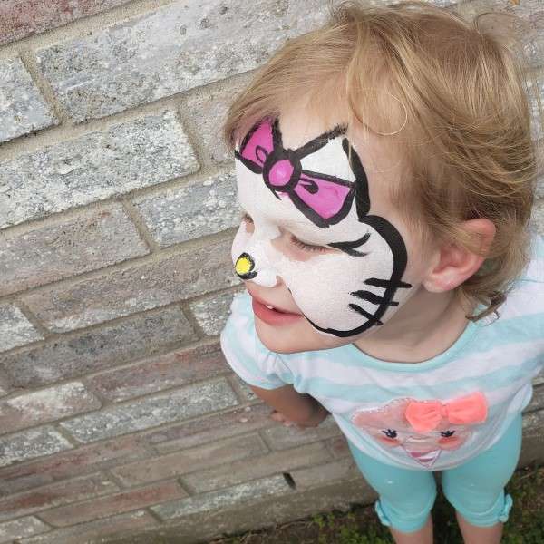 Maria Paints — photo 2